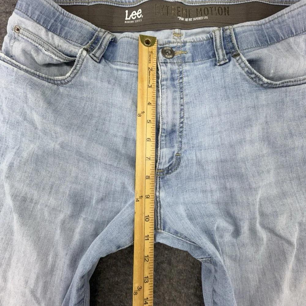 Lee Extreme Motion Jeans Men 32x30 Light Blue‎ Straight Tapered Stretch Denim